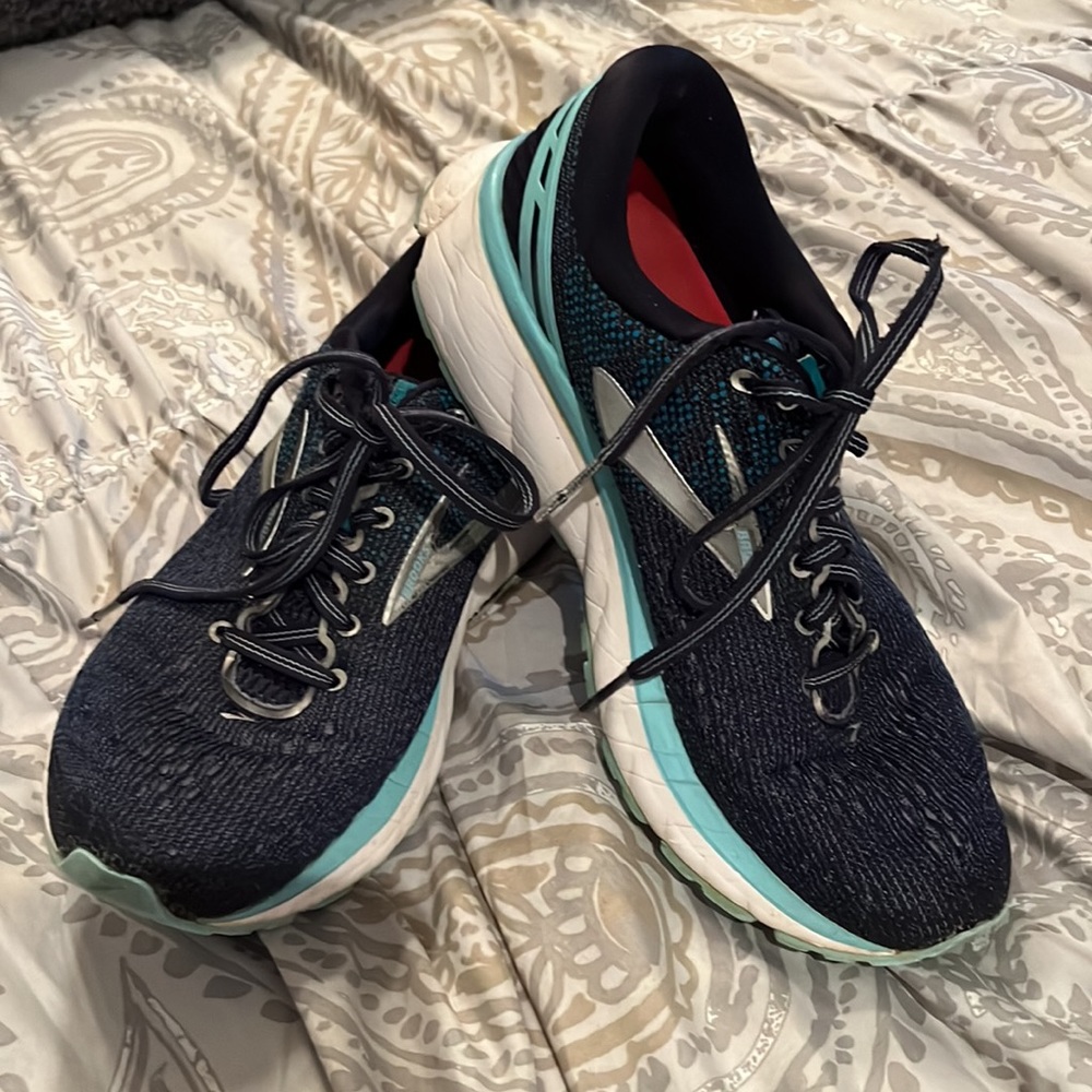 Brooks Ghost 11 Running Shoe Size 7.5 Wide - Picture 2 of 10